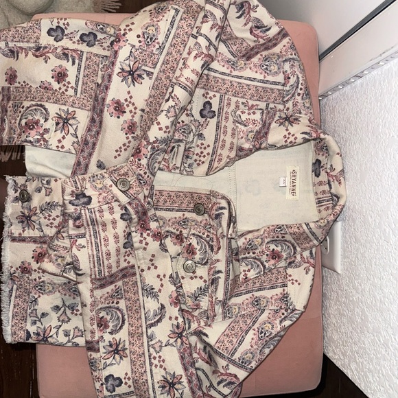 Floral Patterned Jacket - Picture 1 of 2
